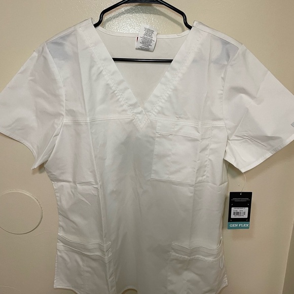 ✨NWT Dickies White V-Neck Scrub Top Size L #A1 - Picture 2 of 9